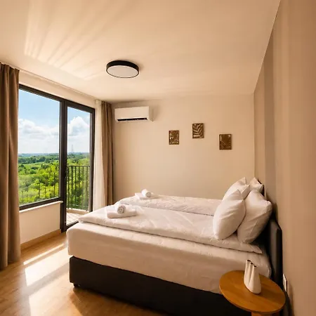 Apartment Vesta View- Panoramic Apartment With Free Parking In Veliko Tarnovo *