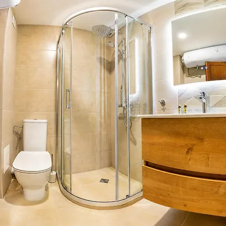 Vesta View- Panoramic Apartment With Free Parking In Veliko Tarnovo Apartment *
